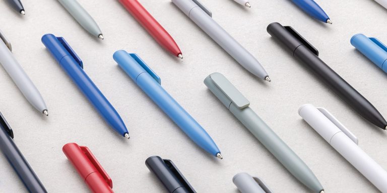 Plastic vs Metal Pens: Which is better for your brand?