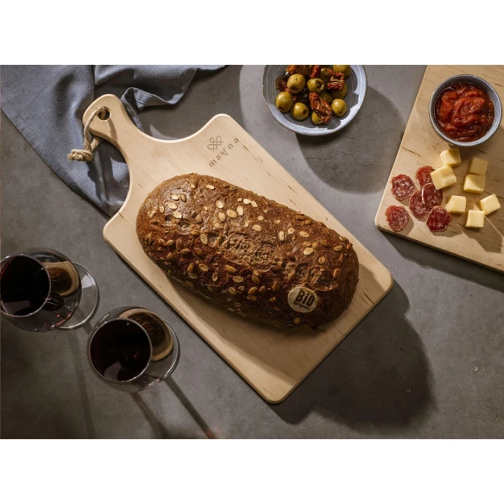 Wooden cutting board