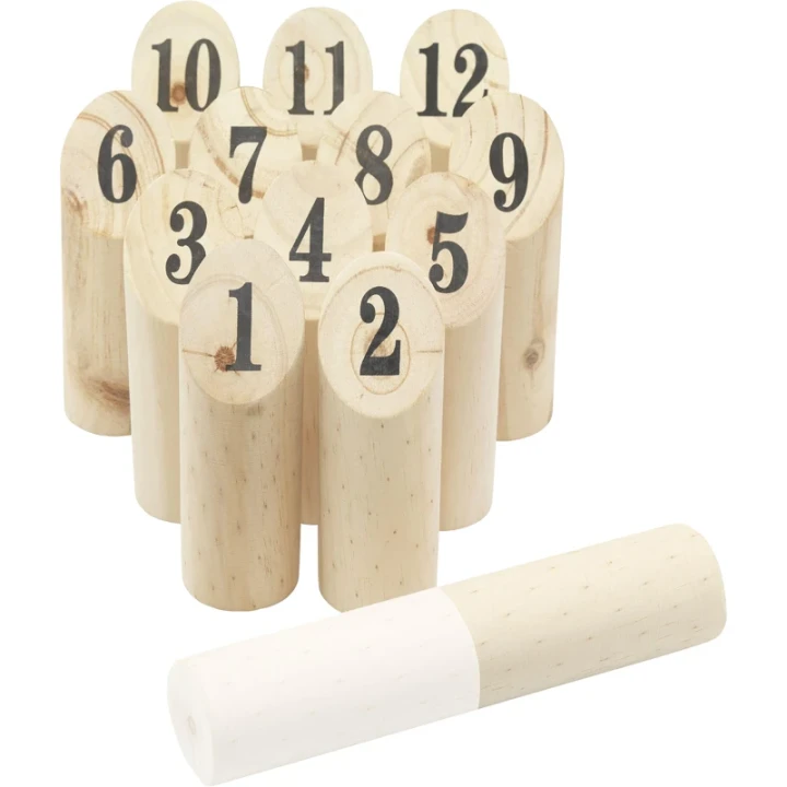 Finnish throwing game