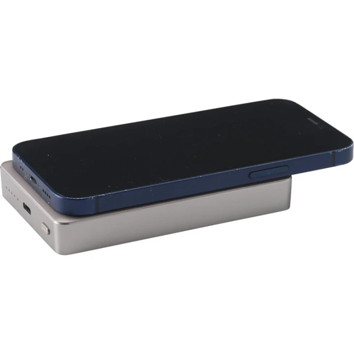 Wireless recycled Magsafe power bank 10,000 mAh
