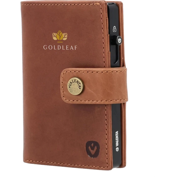 Valenta leather card wallet MagSafe Luxe