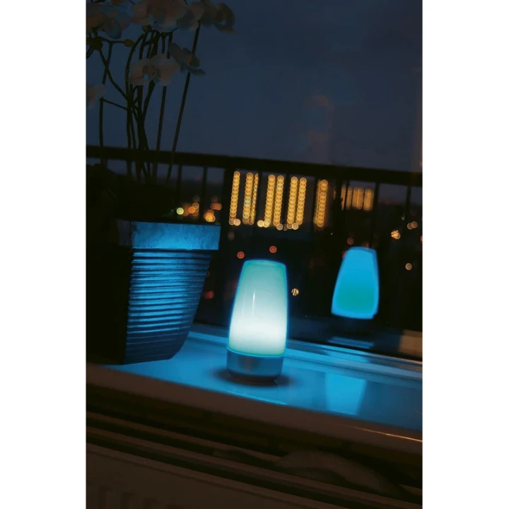 Colour changing lamp
