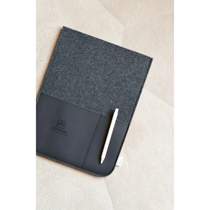 Made recycled leather laptop sleeve