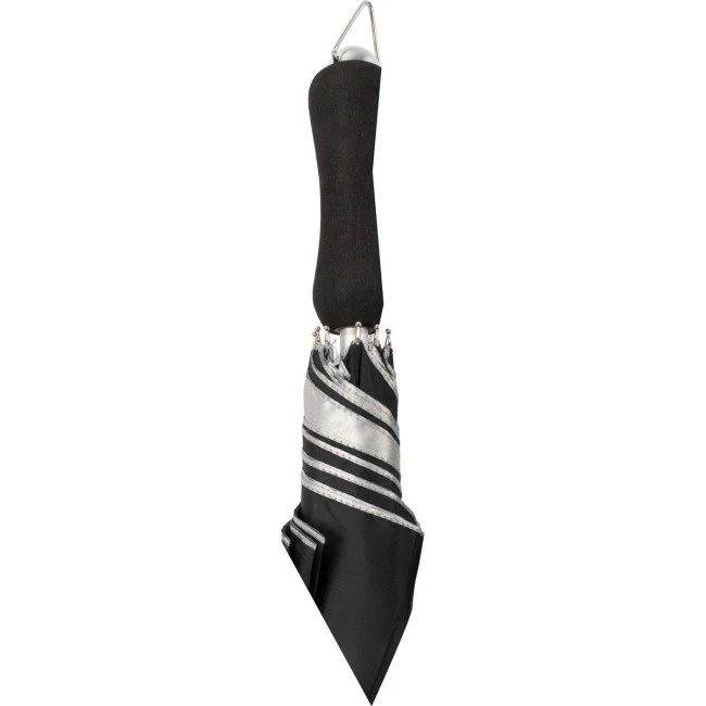 Umbrella with silver underside
