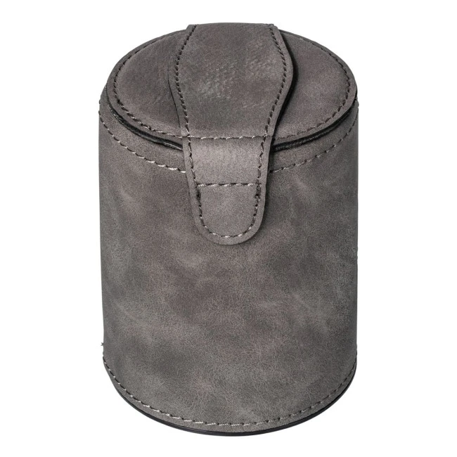 Dice cup with 5 dice