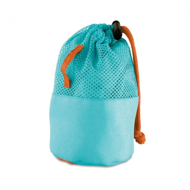 Fitness towel in mesh pouch