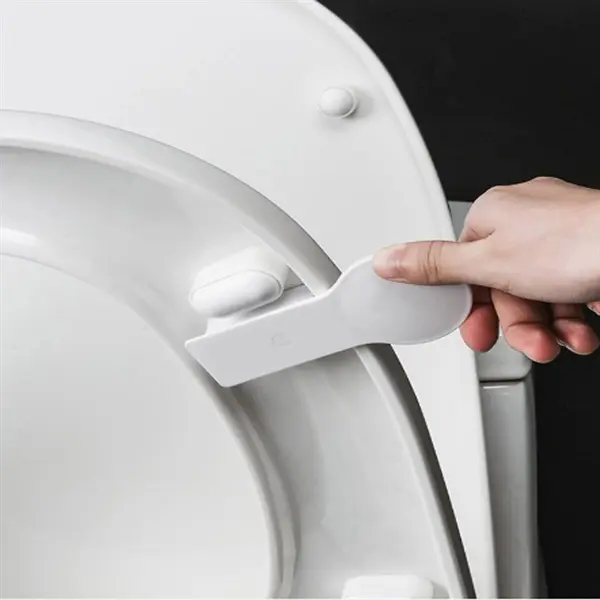Toilet seat lifter