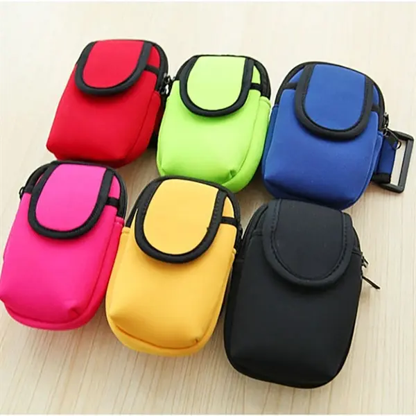 Sporting mobile arm bag