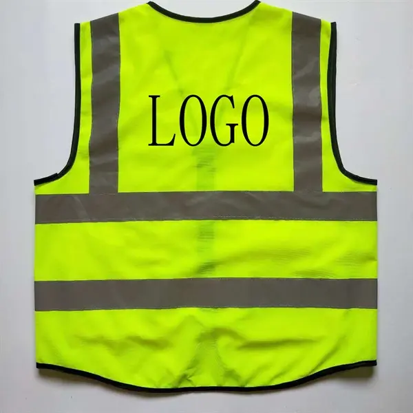Multi-pocket reflective vest