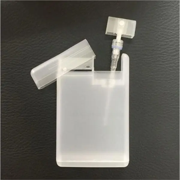 0.67oz Credit Card Shape Hand Sanitizer Sprayer Bottle