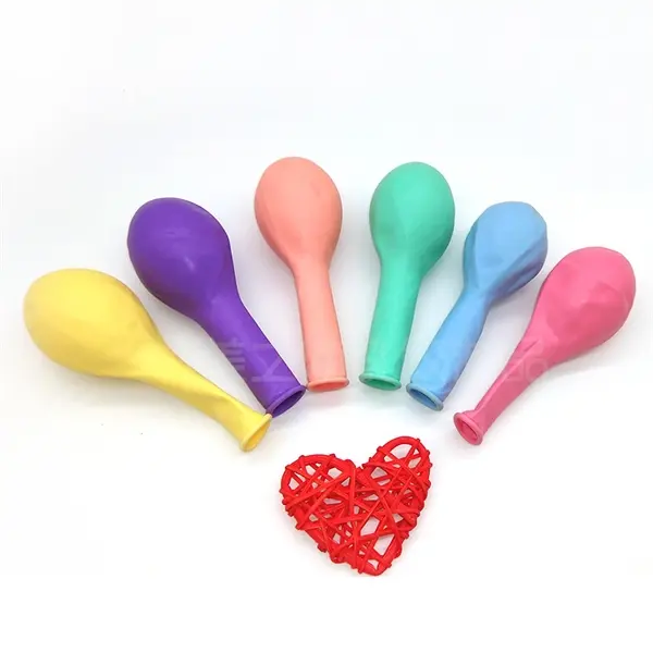 Customized latex balloon