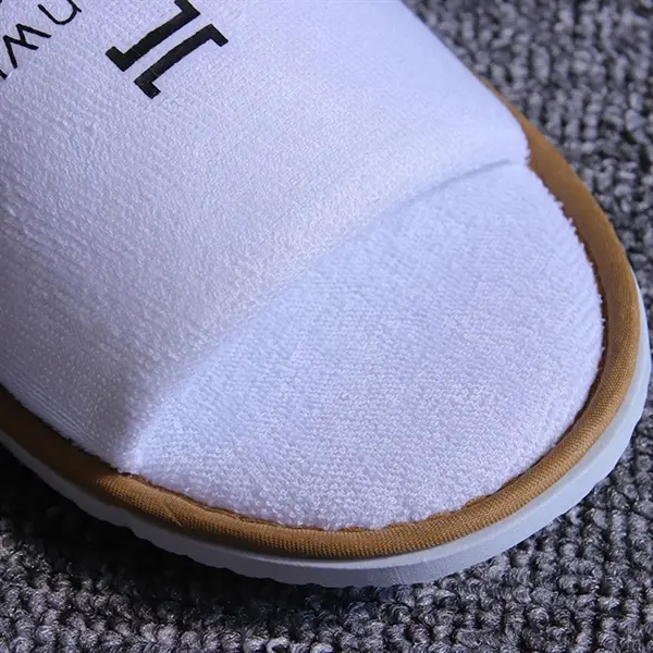 Unisex Disposable Slippers