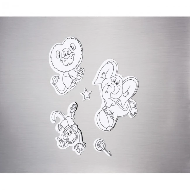 Colouring magnetic stickers