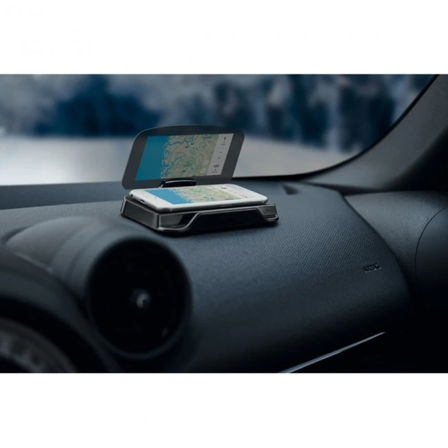 Car HUD wireless charger