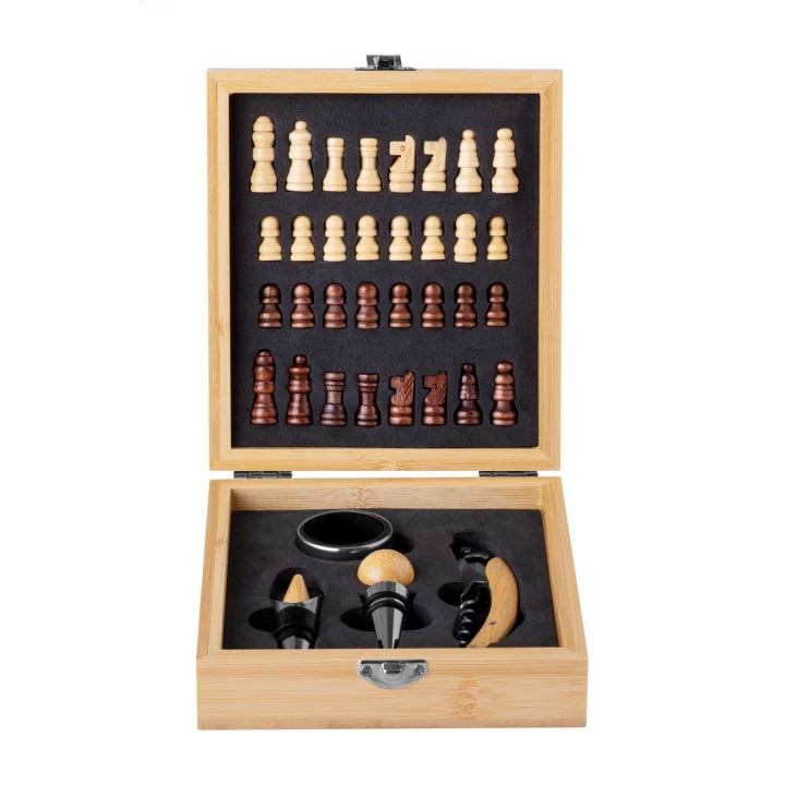 Kaspar Chess Wine Set