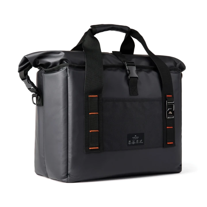 Nordic Drift RCS water-repellent cooler tote 22L
