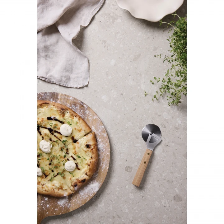 VINGA Paso Pizza Slicer