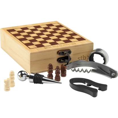 Wooosh wine & chess gift set