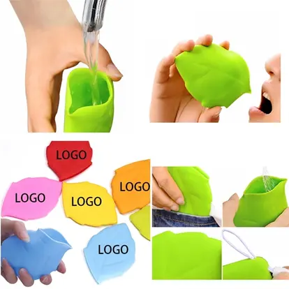 1PC Portable Folding Maple Leaf Shape Silicone Tooth Brushin